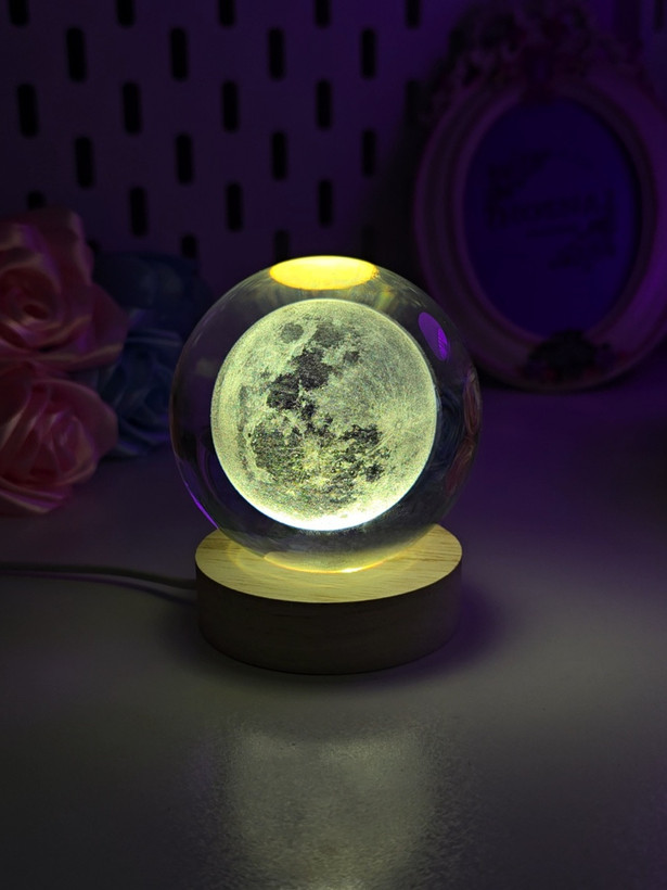 گوی شیشه ای ماه کامل با پایه چوبی